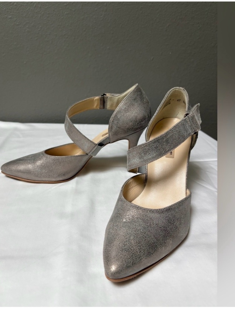 Paul Green Nicki Mary Jane Pump Heel Shoes Women Size 9.5 US Gold/Silver Leather